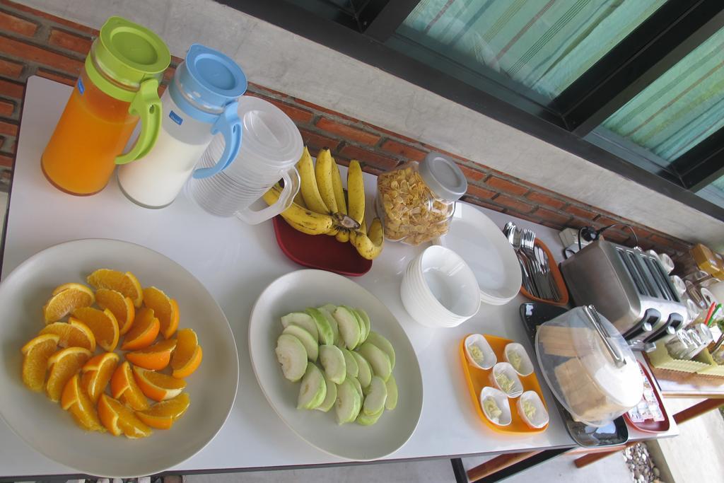 Sweet Dreams Hotel Phetchaburi Exterior photo
